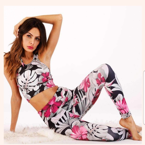 Floral Set - Picture 4 of 5